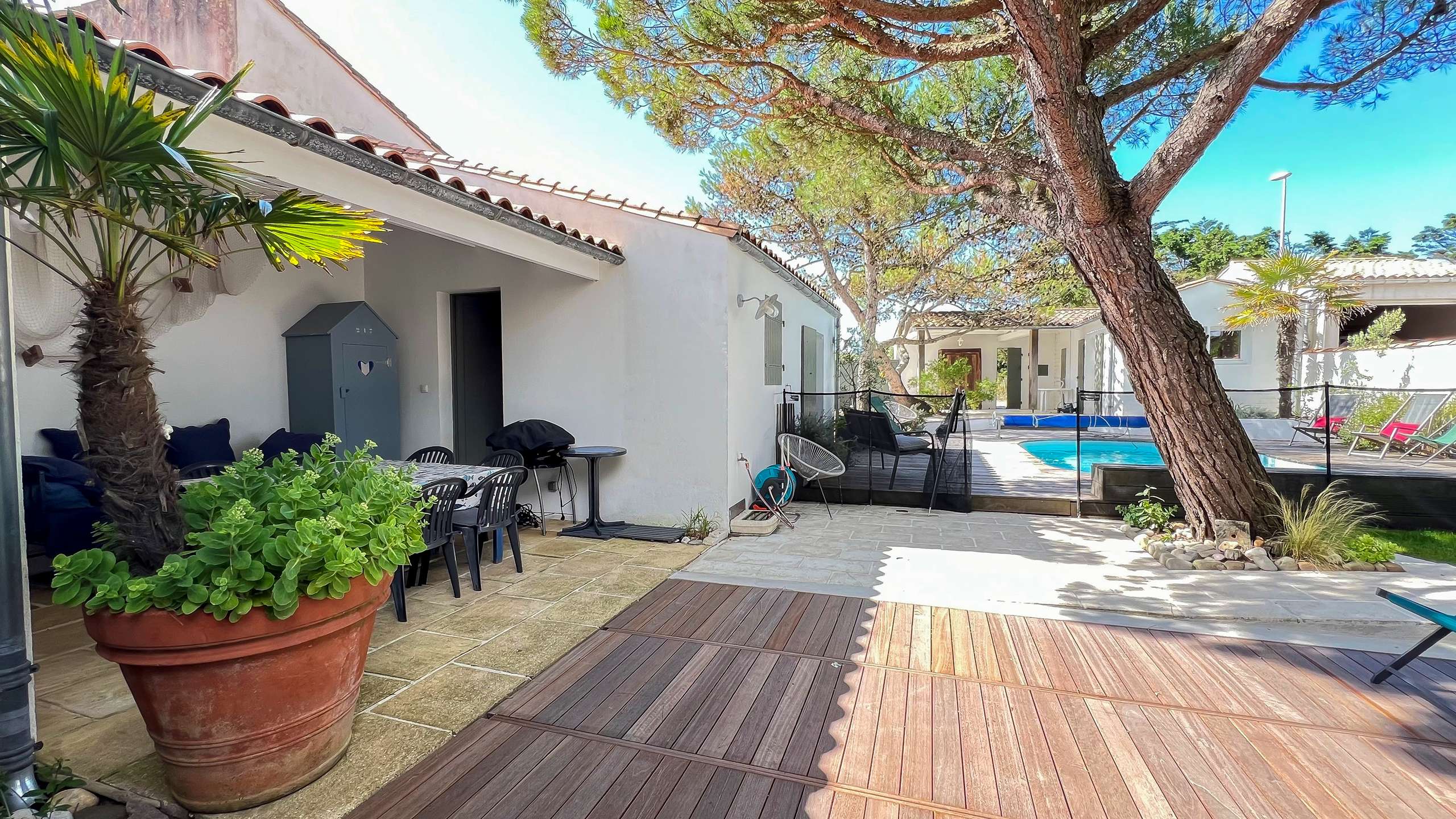 Photo 4 :  d'une maison située à Le Bois-Plage-en-Ré, île de Ré.