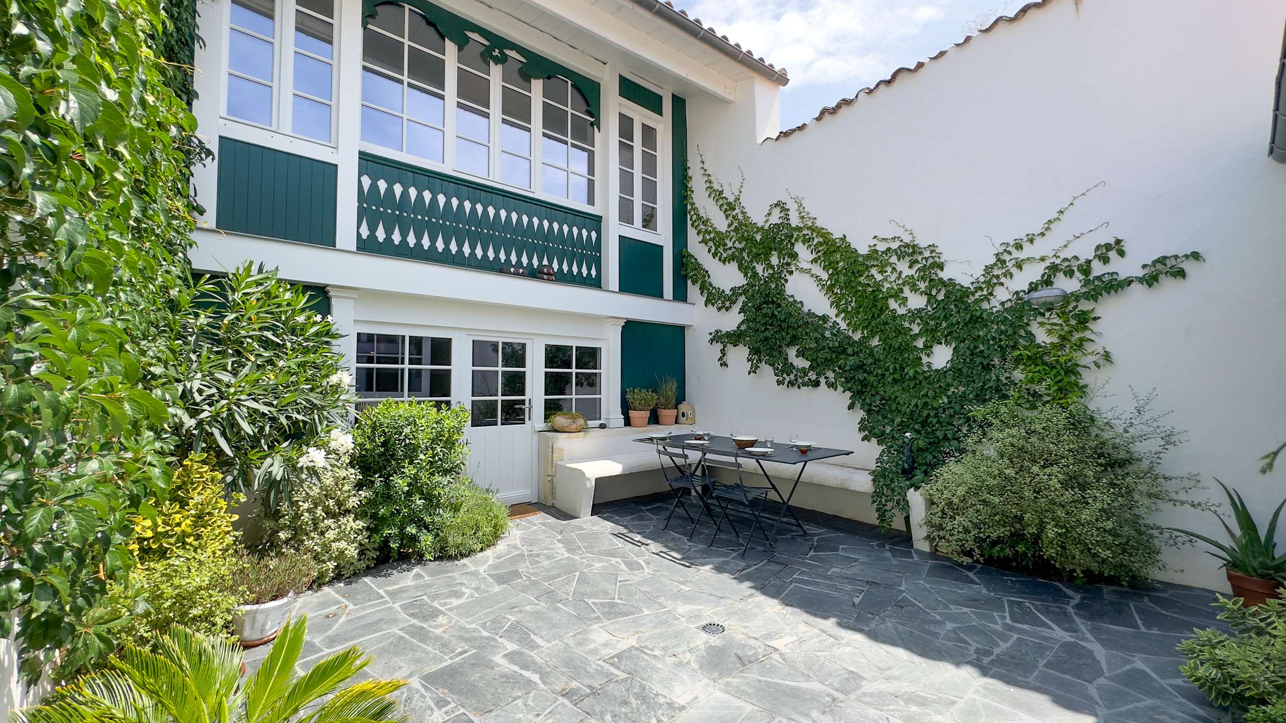 Photo 15 :  d'une maison située à La Couarde-sur-mer, île de Ré.