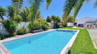 ile de ré Superbe villa avec piscine, boulodrome et parking