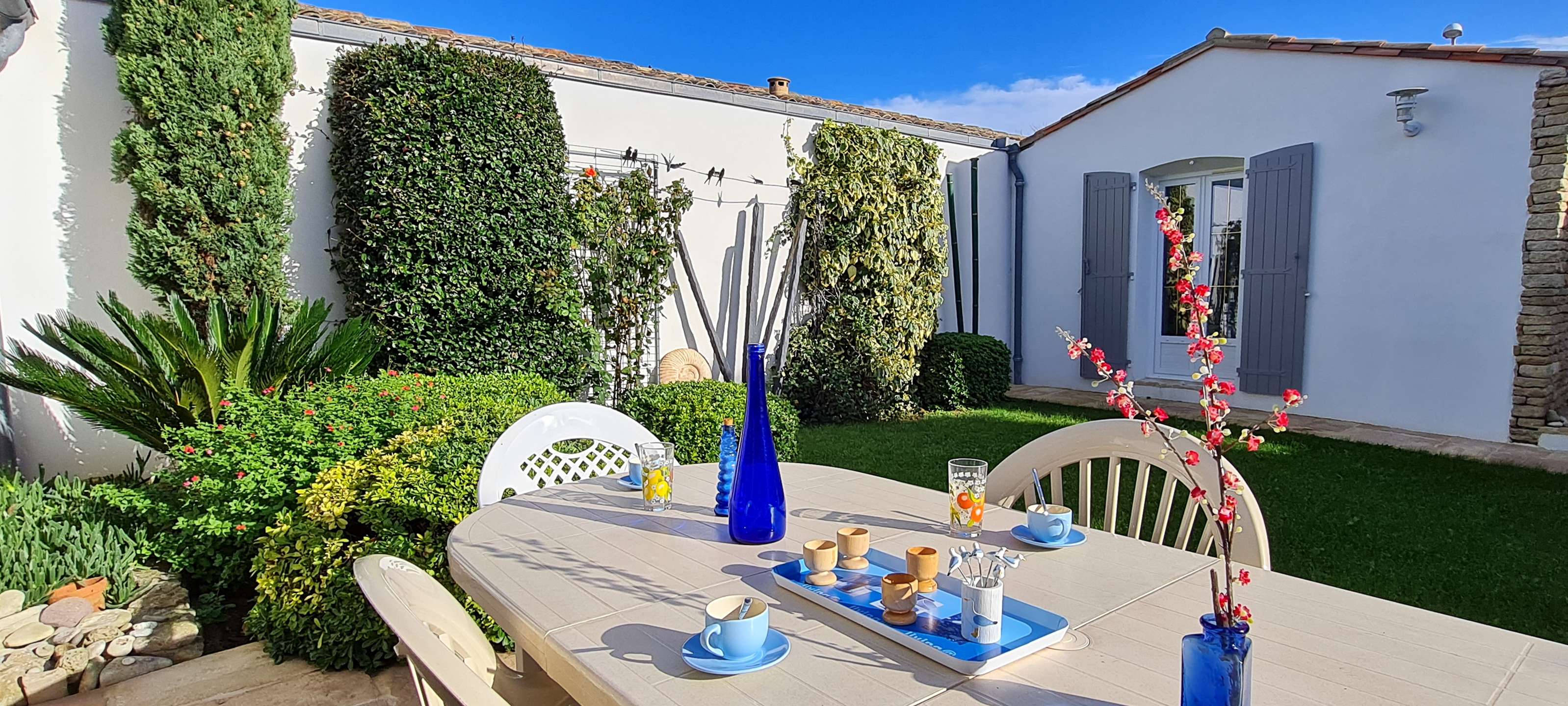 Photo 3 :  d'une maison située à La Couarde-sur-mer, île de Ré.