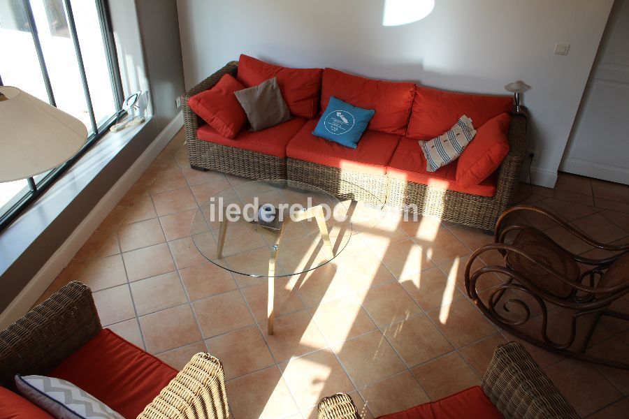 Photo 9 : SEJOUR d'une maison située à La Couarde-sur-mer, île de Ré.