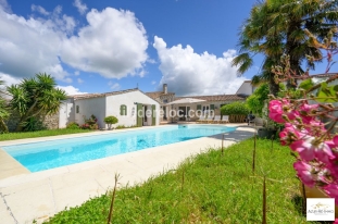 Ile de Ré:Charmante villa retaise avec piscine