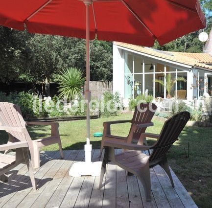 Photo 5 : EXTERIEUR d'une maison située à Rivedoux-Plage, île de Ré.