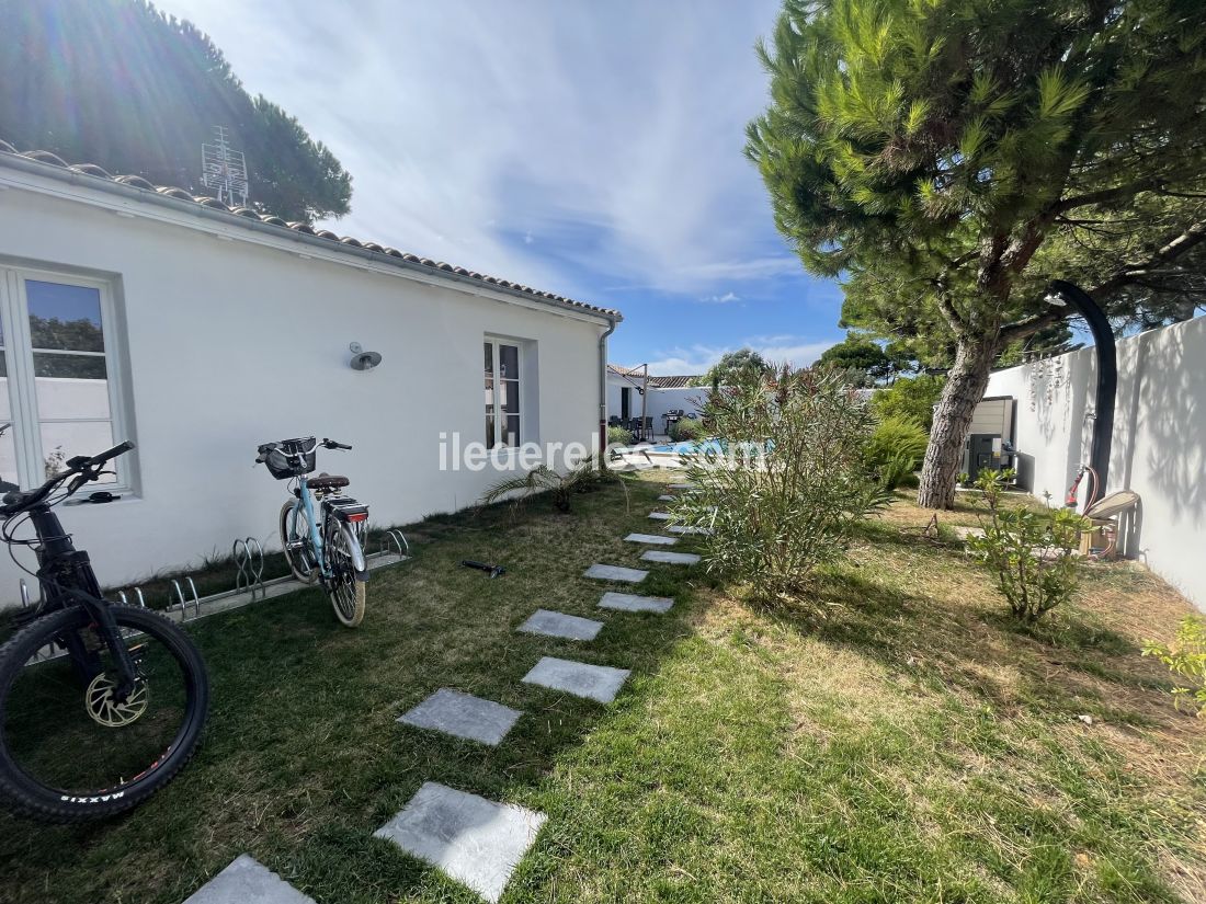 Photo 3 : NC d'une maison située à Le Bois-Plage-en-Ré, île de Ré.