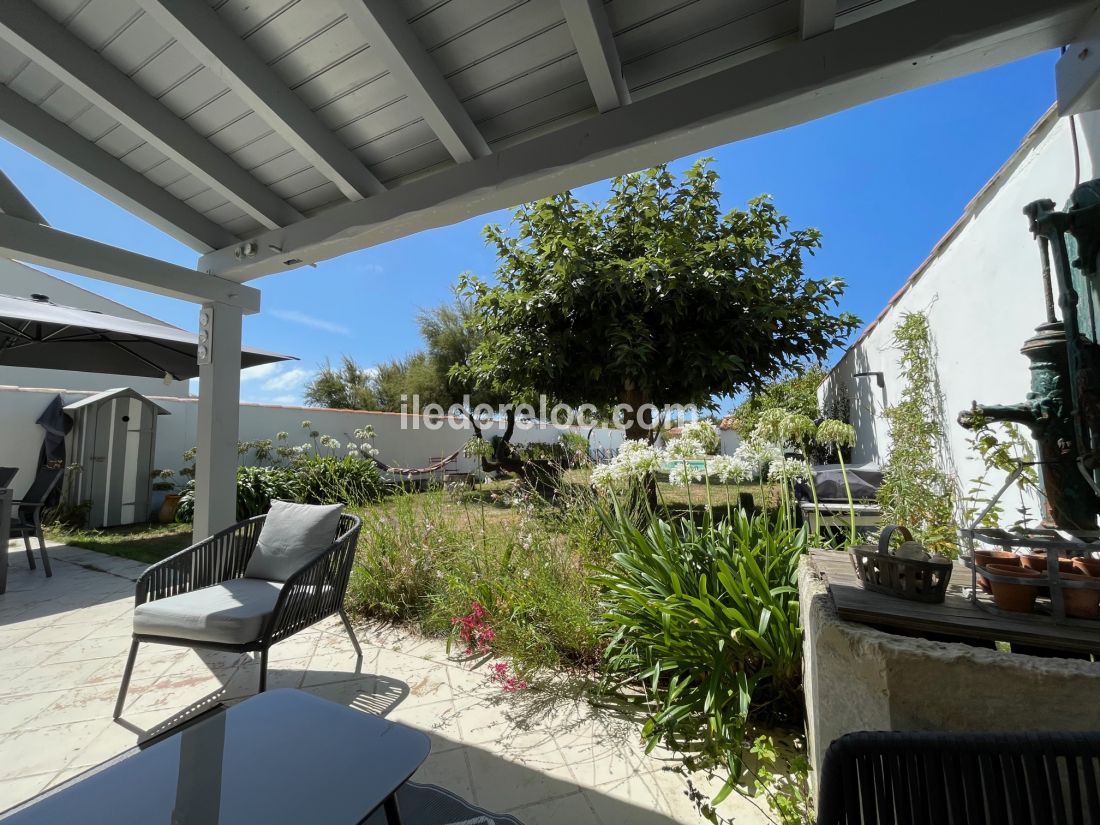 Photo 26 : PATIO d'une maison située à Saint-Clément-des-Baleines, île de Ré.