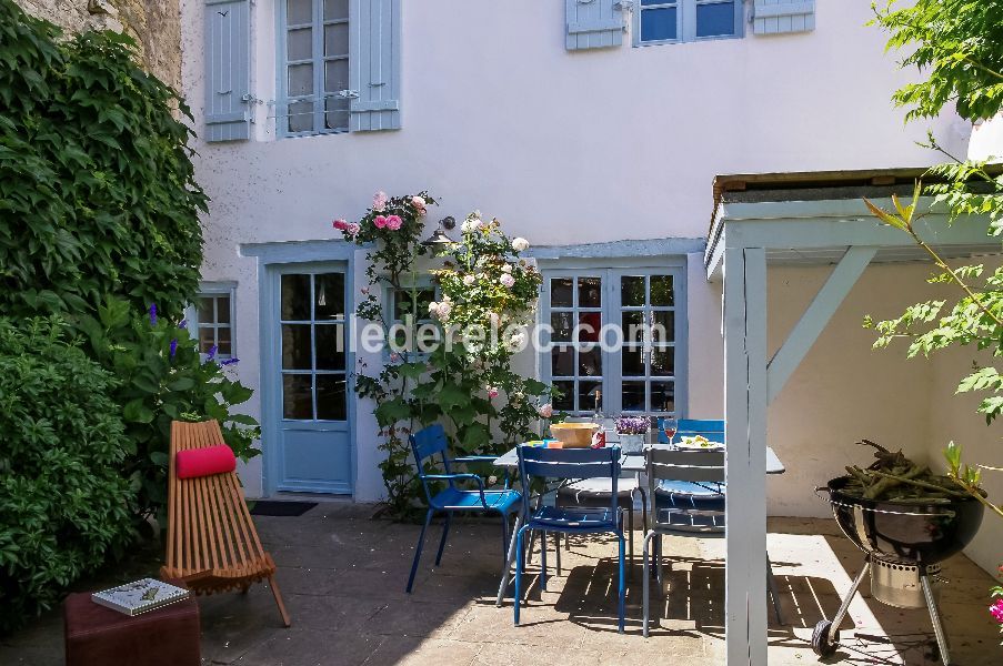 Photo 23 : TERRASSE d'une maison située à La Couarde-sur-mer, île de Ré.