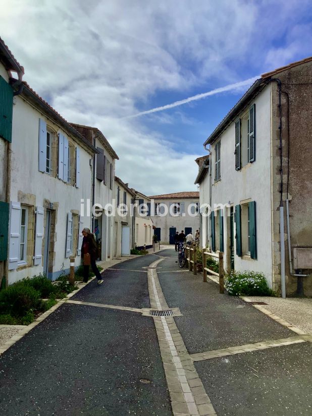 Photo 28 : EXTERIEUR d'une maison situ&eacute;e &agrave; La Couarde-sur-mer, &icirc;le de R&eacute;.