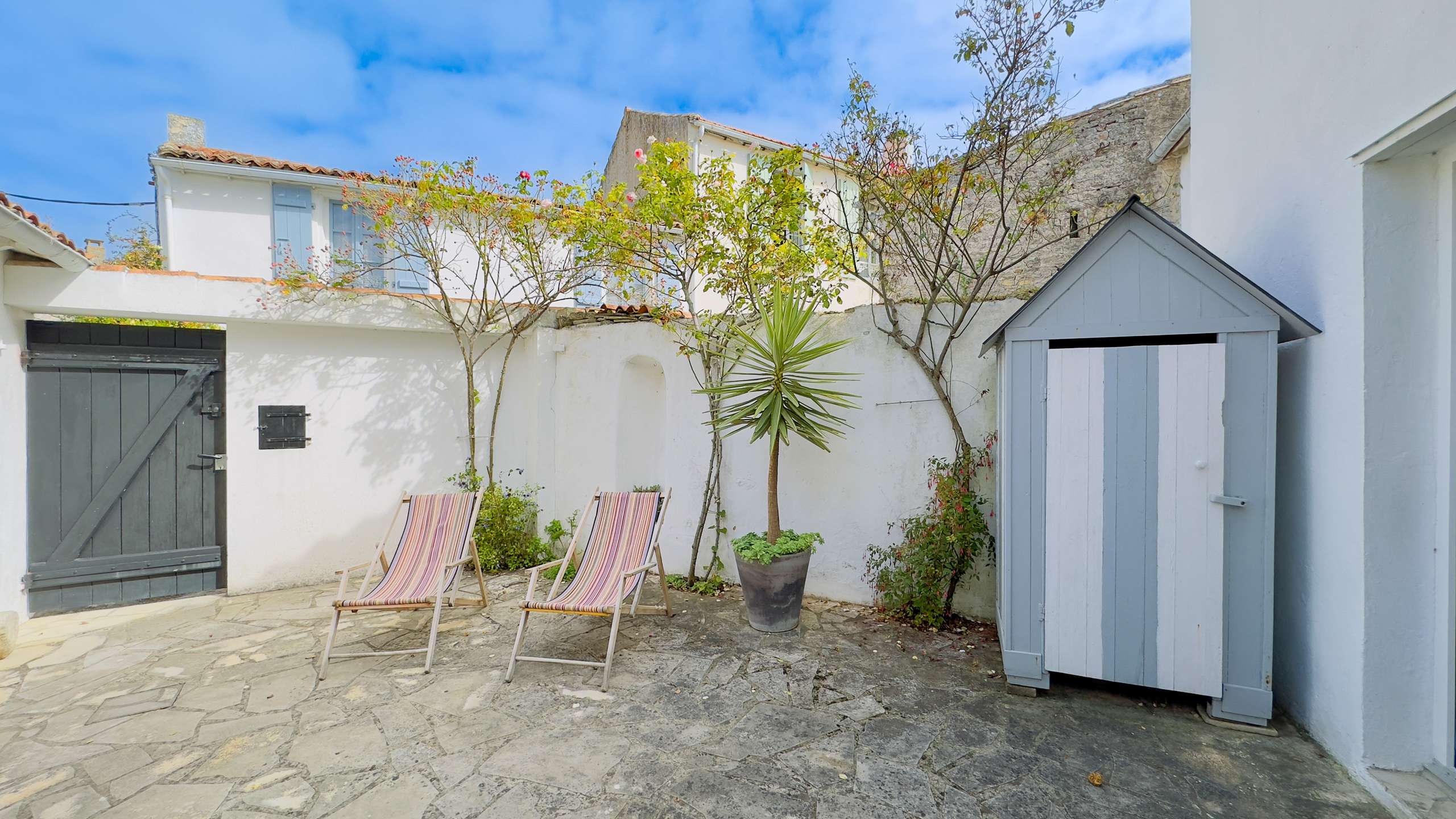 Photo 1 :  d'une maison située à Saint-Clément-des-Baleines, île de Ré.