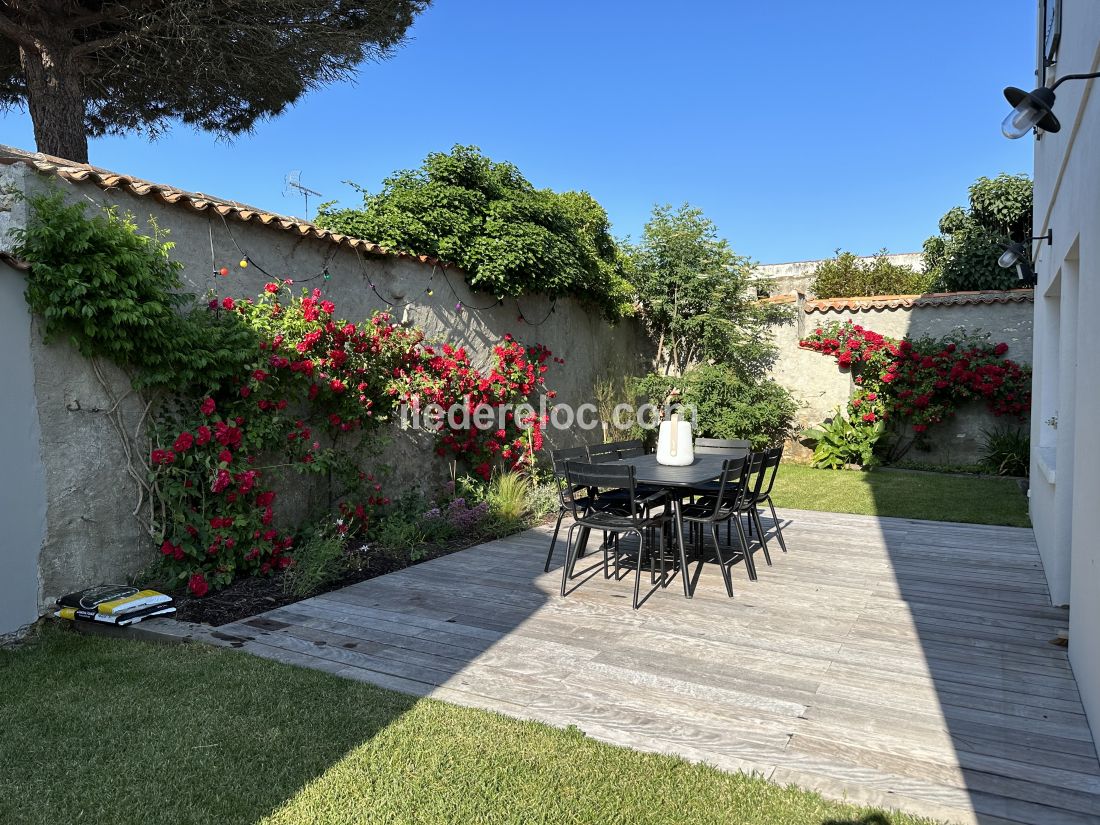 Photo 9 : EXTERIEUR d'une maison située à Loix, île de Ré.