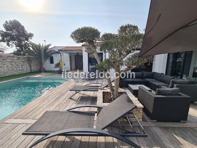 Photo 6 : EXTERIEUR d'une maison située à Le Bois-Plage-en-Ré, île de Ré.