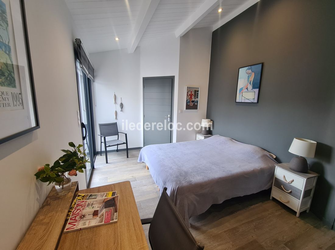 Photo 16 : CHAMBRE d'une maison située à Le Bois-Plage-en-Ré, île de Ré.
