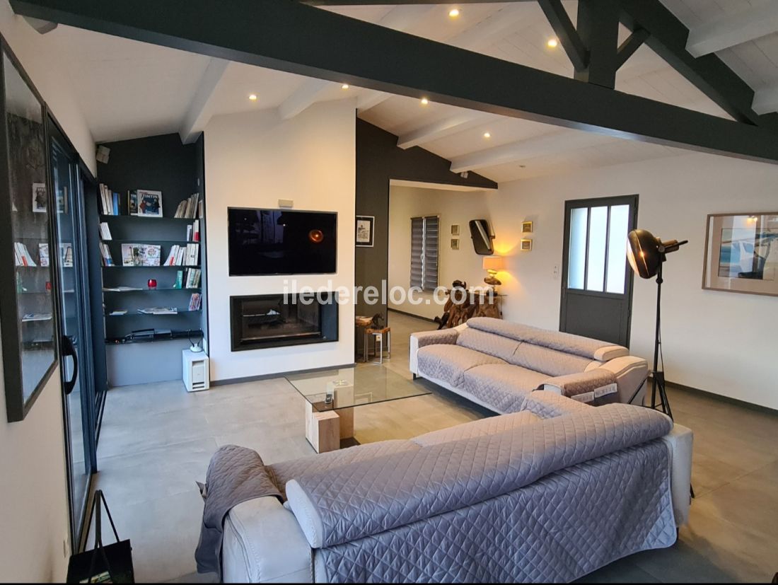Photo 12 : SEJOUR d'une maison située à Le Bois-Plage-en-Ré, île de Ré.