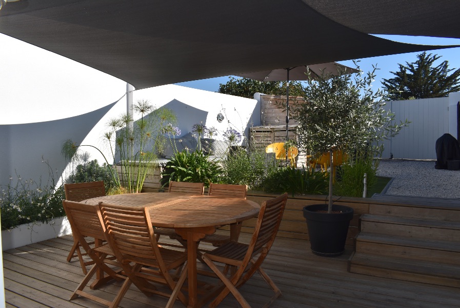 Photo 1 : TERRASSE d'une maison située à Rivedoux-Plage, île de Ré.