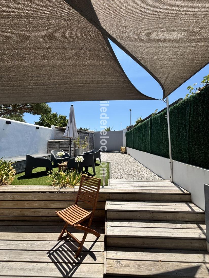Photo 9 : EXTERIEUR d'une maison situ&eacute;e &agrave; Rivedoux-Plage, &icirc;le de R&eacute;.