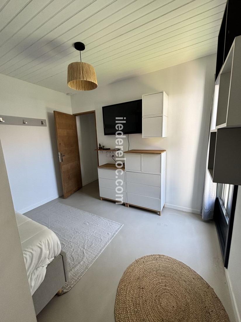 Photo 27 : CHAMBRE d'une maison situ&eacute;e &agrave; Rivedoux-Plage, &icirc;le de R&eacute;.