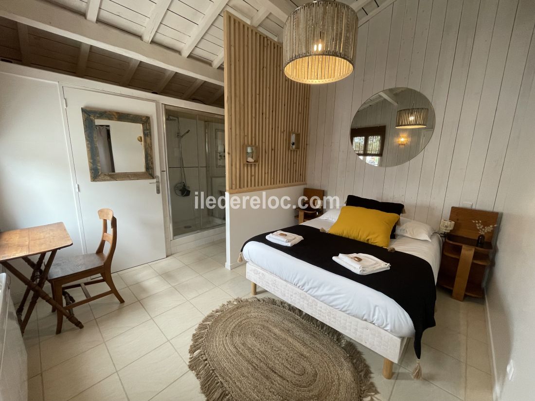 Photo 15 : NC d'une maison situ&eacute;e &agrave; Ars en R&eacute;, &icirc;le de R&eacute;.