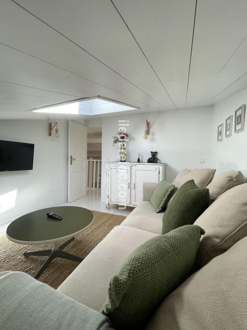 Photo 22 : NC d'une maison situ&eacute;e &agrave; Ars en R&eacute;, &icirc;le de R&eacute;.