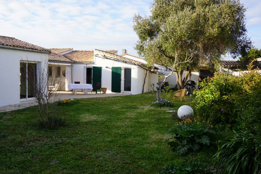 Photo 16 : NC d'une maison située à Loix, île de Ré.