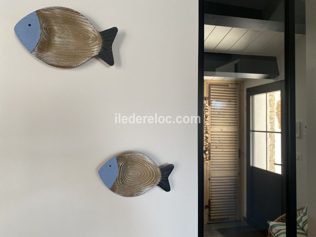 Photo 14 : CUISINE d'une maison situ&eacute;e &agrave; Le Bois-Plage-en-R&eacute;, &icirc;le de R&eacute;.