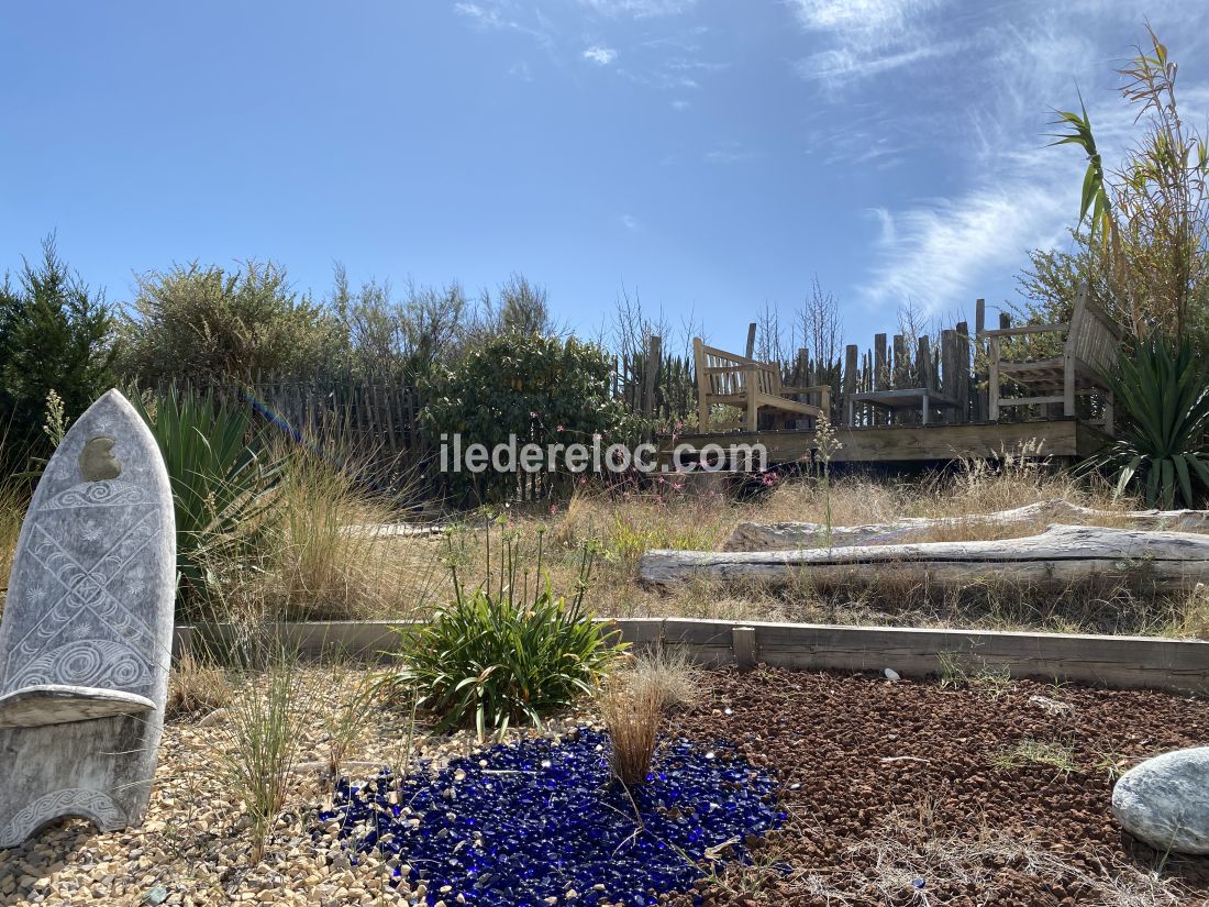Photo 49 : EXTERIEUR d'une maison situ&eacute;e &agrave; Le Bois-Plage-en-R&eacute;, &icirc;le de R&eacute;.