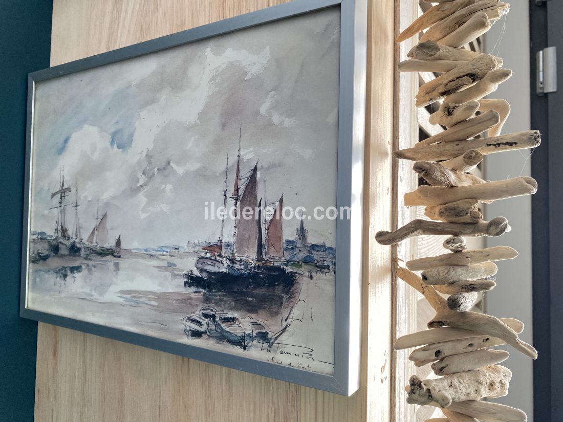 Photo 10 : ENTREE d'une maison situ&eacute;e &agrave; Le Bois-Plage-en-R&eacute;, &icirc;le de R&eacute;.