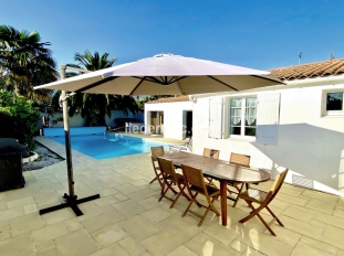 Ile de R&eacute;:Maison acacias