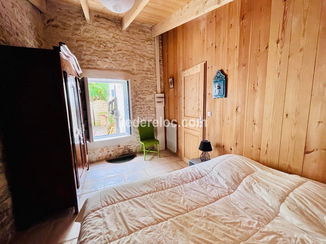 Photo 26 : CHAMBRE d'une maison située à La Flotte-en-Ré, île de Ré.