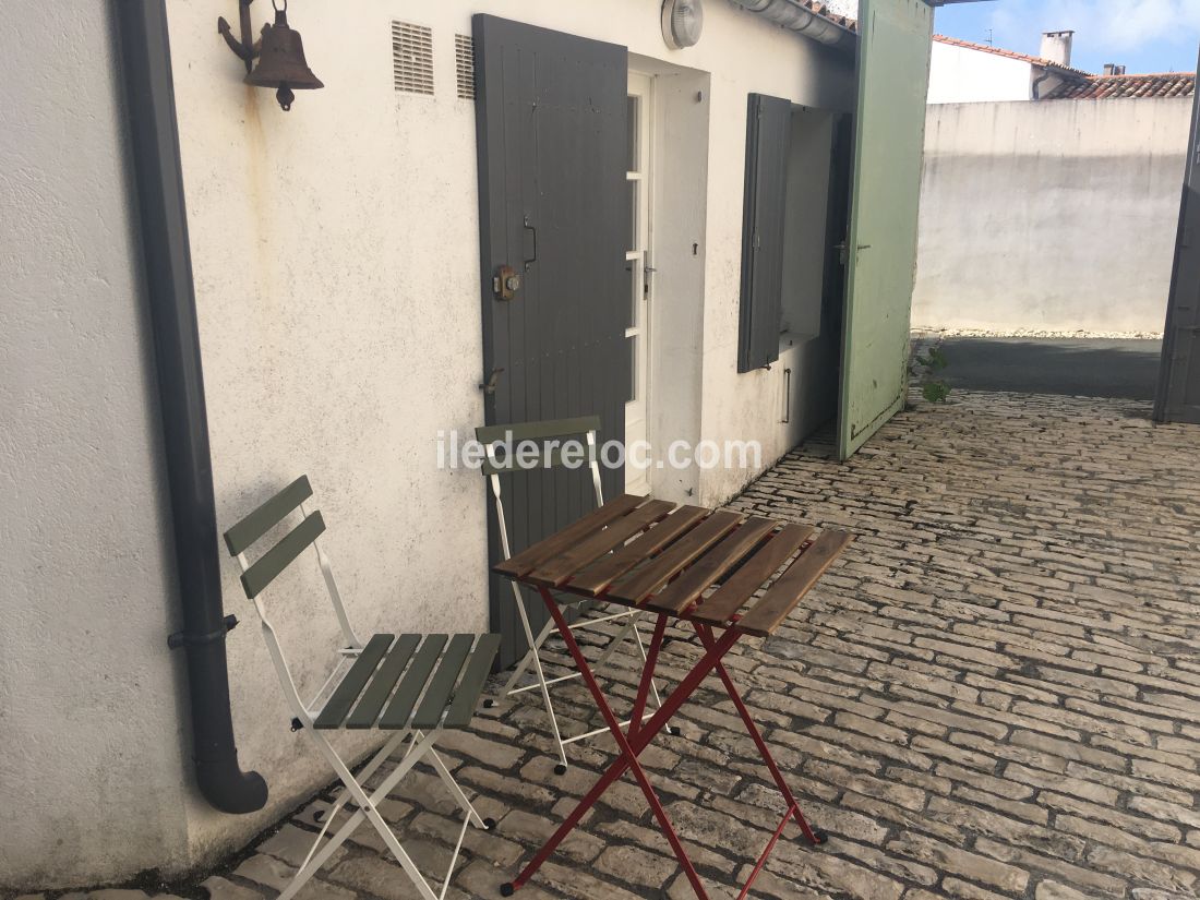 Photo 53 : EXTERIEUR d'une maison située à La Flotte-en-Ré, île de Ré.