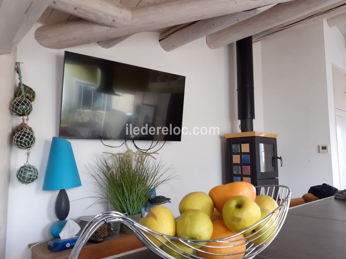 Photo 10 : SEJOUR d'une maison située à Ars en Ré, île de Ré.