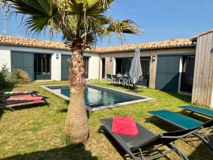 Ile de Ré: jolie maison 8 personnes, 4 ch, piscine chauffée