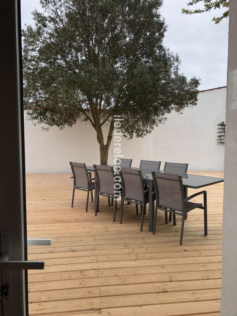 Photo 7 : TERRASSE d'une maison située à Saint-Clément-des-Baleines, île de Ré.