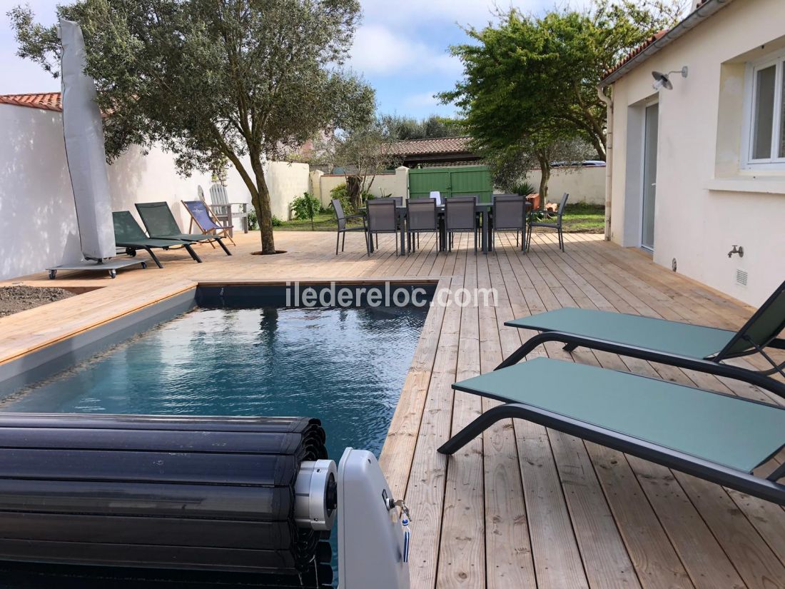 Photo 1 : PISCINE d'une maison située à Saint-Clément-des-Baleines, île de Ré.