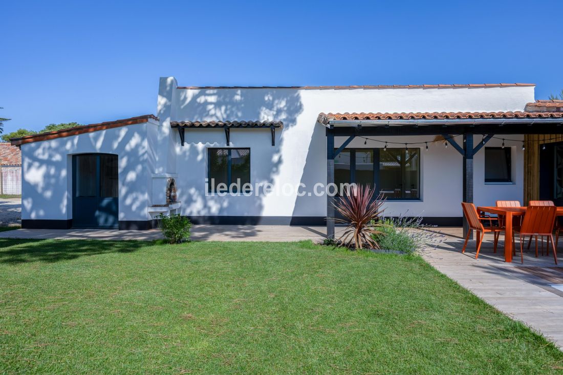 Photo 95 : NC d'une maison située à La Couarde-sur-mer, île de Ré.