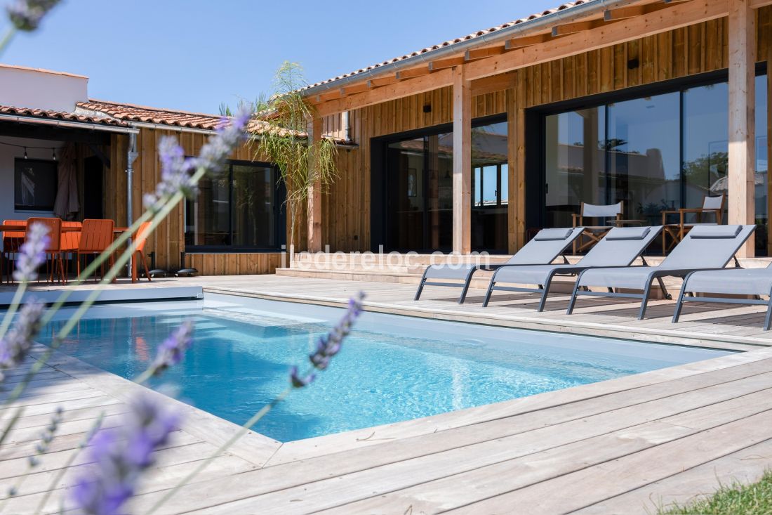 Photo 3 : NC d'une maison située à La Couarde-sur-mer, île de Ré.