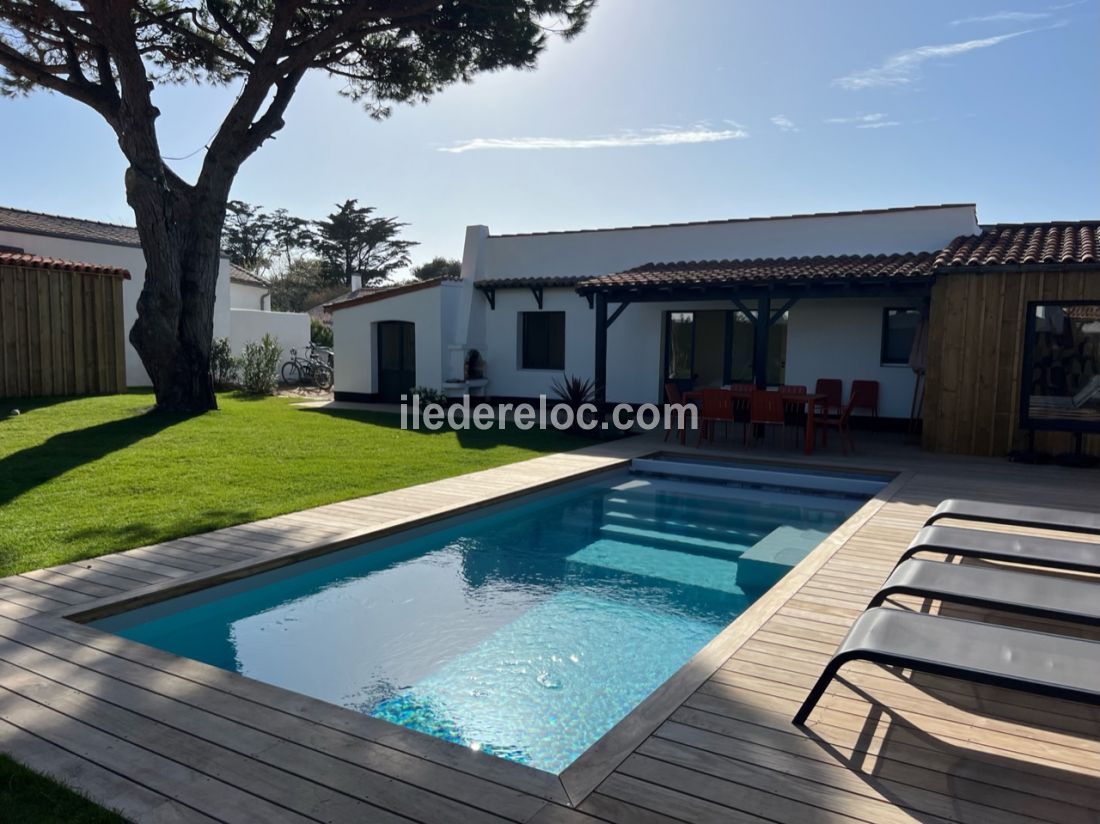 Photo 6 : EXTERIEUR d'une maison située à La Couarde-sur-mer, île de Ré.