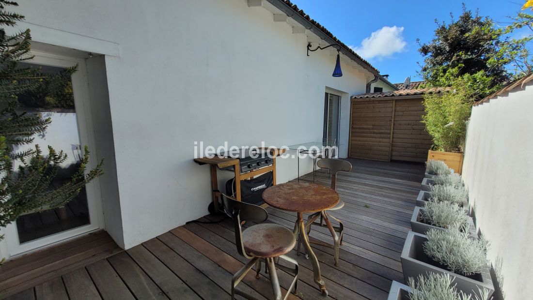 Photo 7 : EXTERIEUR d'une maison située à Saint-Martin-de-Ré, île de Ré.