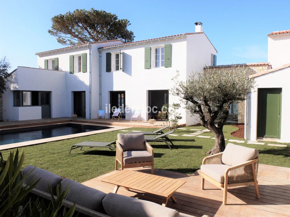 Photo 2 : NC d'une maison située à La Couarde-sur-mer, île de Ré.