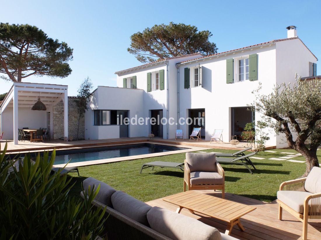 Photo 1 : NC d'une maison située à La Couarde-sur-mer, île de Ré.