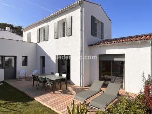 Ile de Ré:Magnifique maison d'architecte, à 100m de la plage