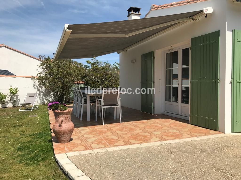 Photo 21 : TERRASSE d'une maison située à Le Bois-Plage-en-Ré, île de Ré.