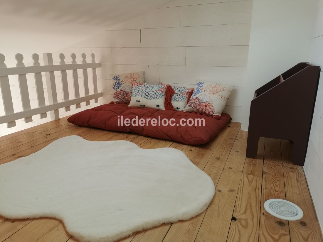 Photo 33 : MEZZANINE d'une maison située à Ars en Ré, île de Ré.