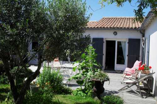 Photo 2 : JARDIN d'une maison située à Saint-Clément-des-Baleines, île de Ré.