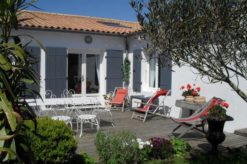 Photo 1 : TERRASSE d'une maison située à Saint-Clément-des-Baleines, île de Ré.