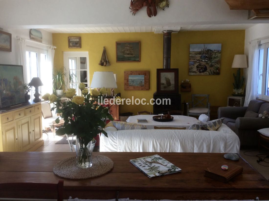 Photo 10 : SEJOUR d'une maison située à Saint-Clément-des-Baleines, île de Ré.