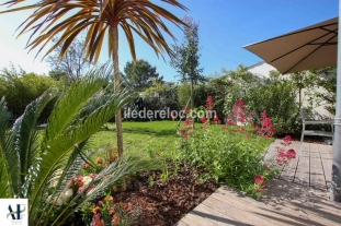 Ile de R&eacute;:Maison avec jardin