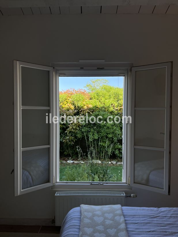 Photo 15 : CHAMBRE d'une maison situ&eacute;e &agrave; Loix, &icirc;le de R&eacute;.