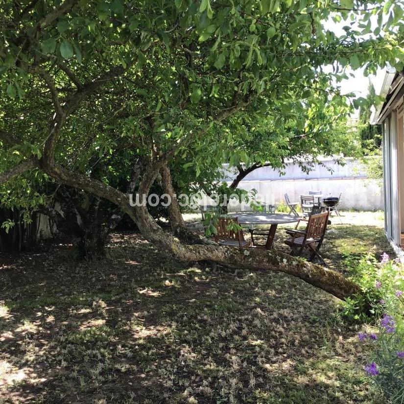 Photo 18 : NC d'une maison située à Sainte-Marie, île de Ré.