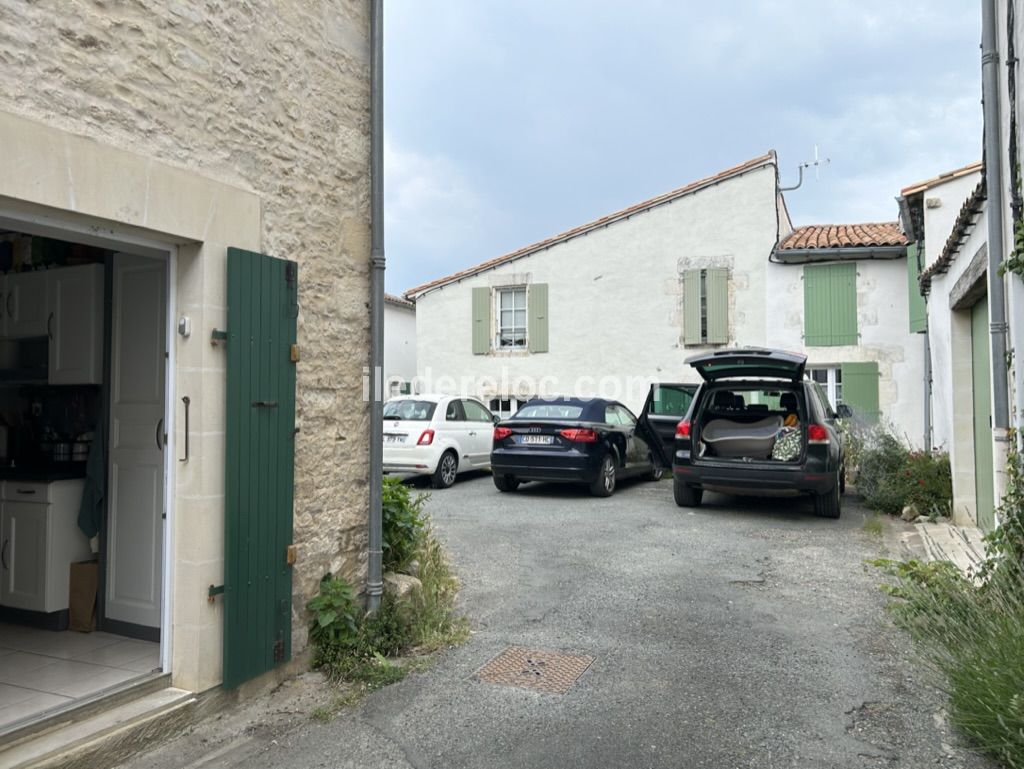 Photo 38 : NC d'une maison située à Sainte-Marie-de-Ré, île de Ré.