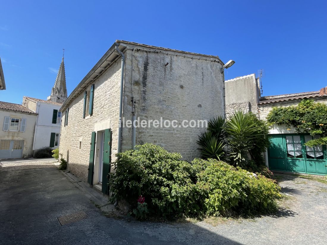 Photo 29 : EXTERIEUR d'une maison située à Sainte-Marie-de-Ré, île de Ré.