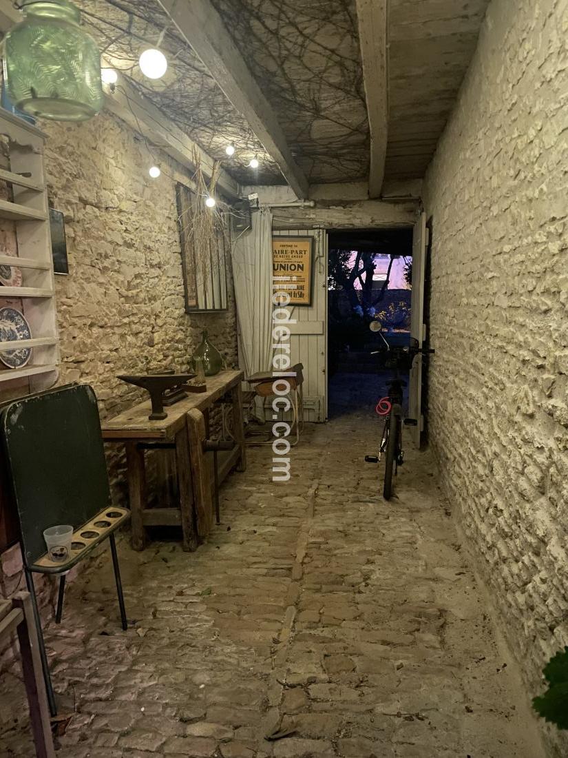 Photo 18 : PATIO d'une maison située à La Couarde-sur-mer, île de Ré.